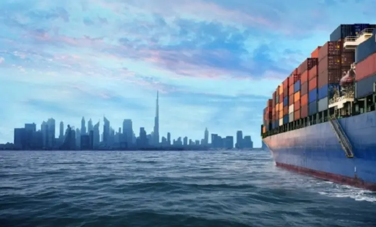 قضايا النقل والتجارة البحرية والشحن الامارات